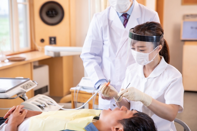 Benefits of using electrolyzed water in dental clinic.